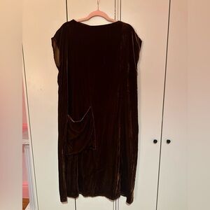 Lacausa Velvet Dress with Square Pocket